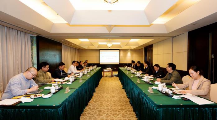 集团党委书记、董事长任丁会见重庆尊龙凯时集团董事长乔昌志一行