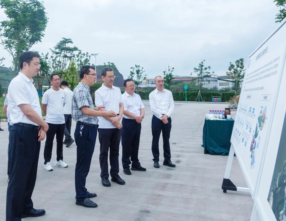 省国资委党委书记、主任冯文生赴宜宾调研国企改革深化提升行动工作并主持召开片区座谈会